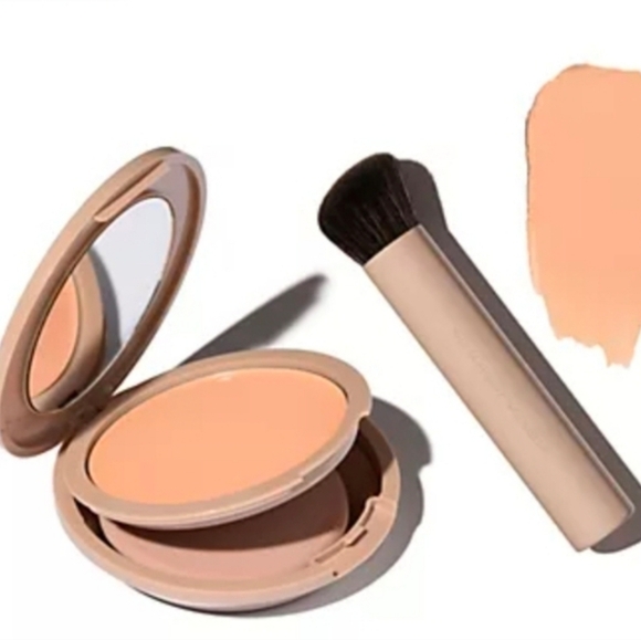 No Makeup Makeup 4-in-1 Foundation with Brush duo Shade MEDIUM Full Size NWT